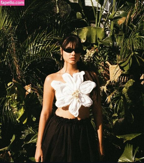 Menina Veneno pornographic actress archive