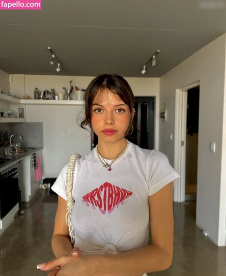 Nina Chuba model erotic image