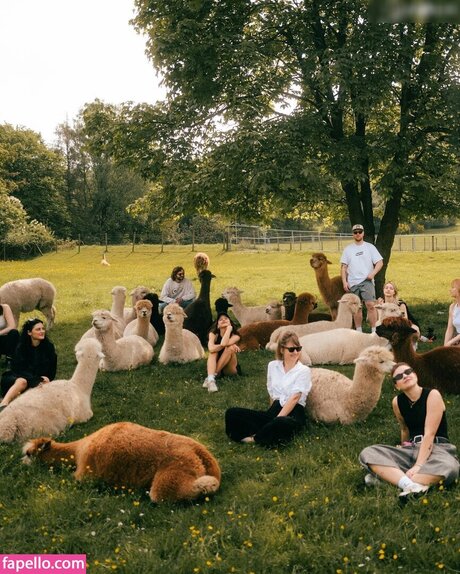 lesbian orgy onlyfans nude image