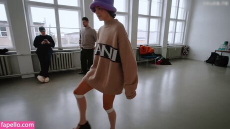 Nina Chuba best actress photo