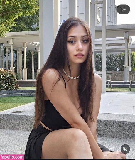 VDarquise adult star img