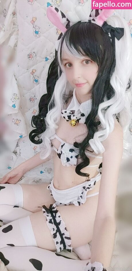 Suminoze hot model photo