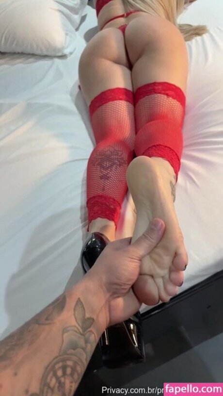 Loira Feet star nudes photo