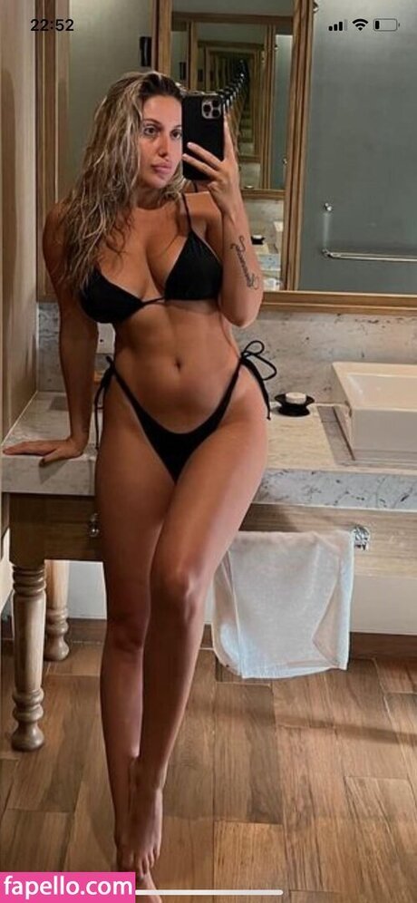 Alice Mamonova naked model pictures