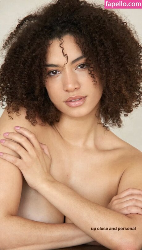 Melissa Patricia model hot photo