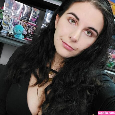 brown eyes kitty onlyfans naked images