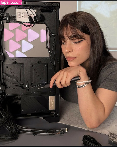 influencer girls onlyfans hot sexy pictures