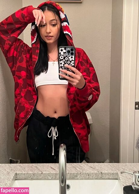 Nina Eastman model porn galleries