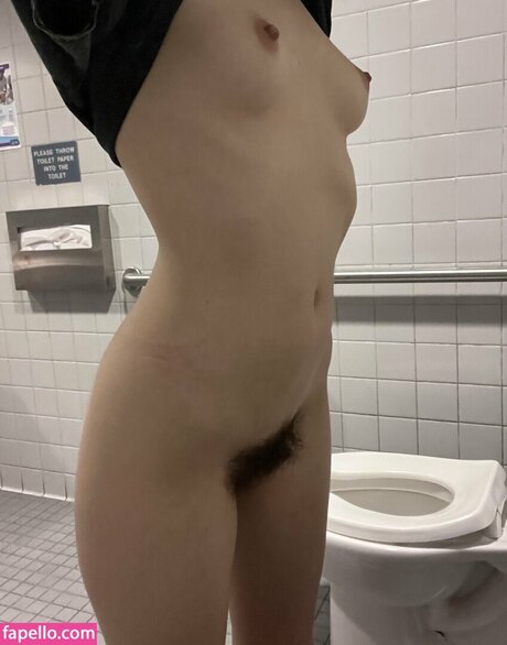 Girl Gooners nude pornstar photo