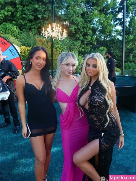 Emma Pillemer star nice picture