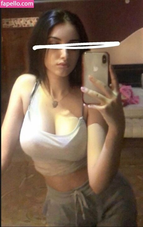 Noora Hejaz free model pics