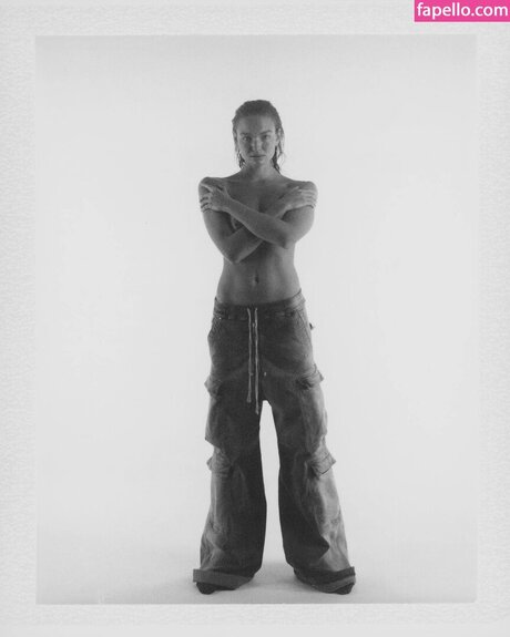 Camille Opp pretty actress pic