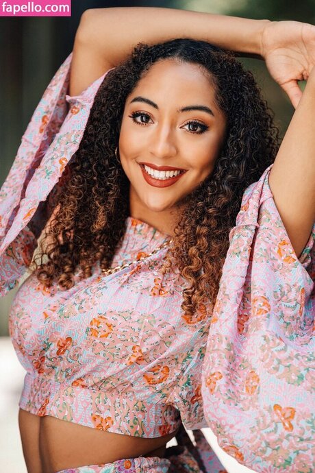 amandabellaciss star nude picture