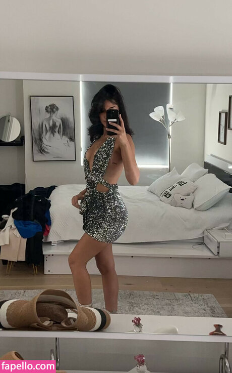 melodymelowo model exclusive pictures