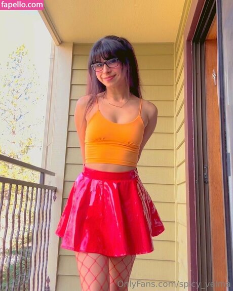Velma Daphne Cosplay star hd gallery