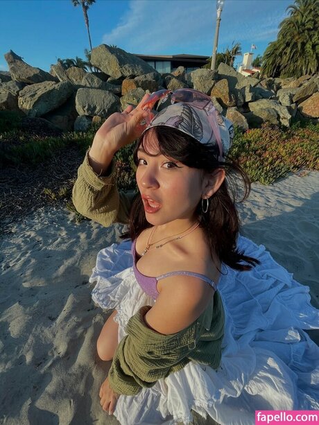 Kariwahh pretty model pics