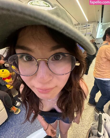 Kariwahh naked star pictures