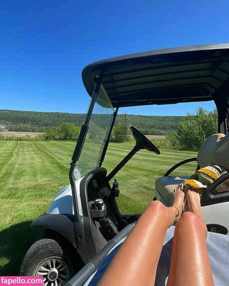 oliviarcox perfect star photo