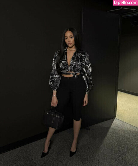 Jodie Woods pornographic model photos