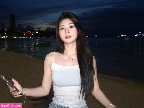 Onic Lydia high quality pornstar photo