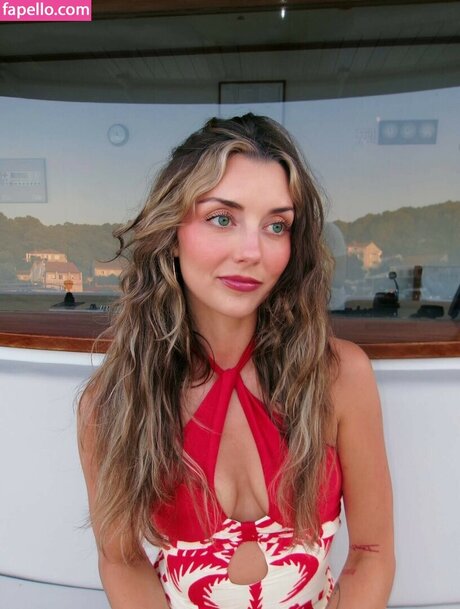 Rebel Masel sexy actress picture