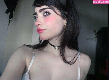 elinoiiddx adult actress images