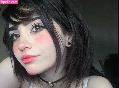 elinoiiddx star nudes pic