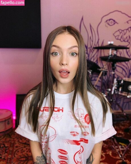 Kriss Drummer exclusive pornstar gallery