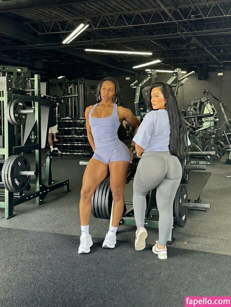 Tiara Howard model art images