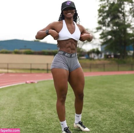 Tiara Howard model xxx photo