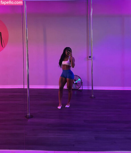 Tiara Howard xxx actress galleries