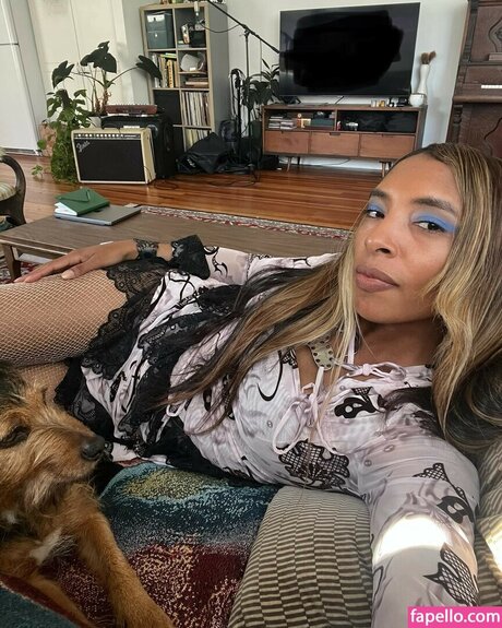 leather skirt onlyfans art nude pics