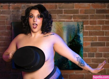 Roxy Torpedo perfect model images