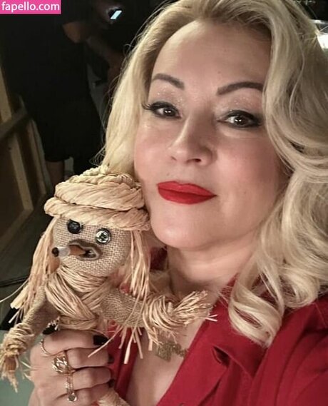 Jennifer Tilly pornstar nudes galleries