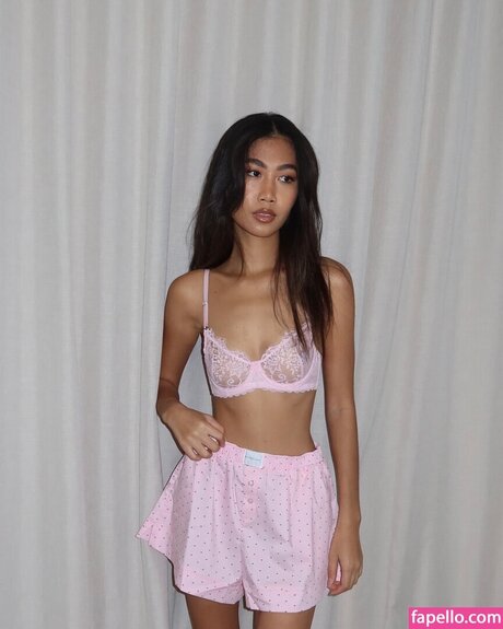 Nanette Emmerson naked model archive