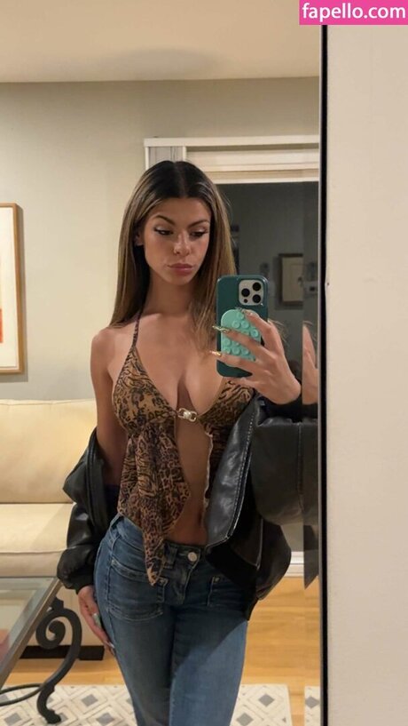 Julia Carrano porn model images