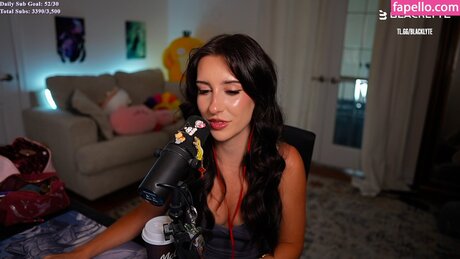 brieanneroksa star adult photos