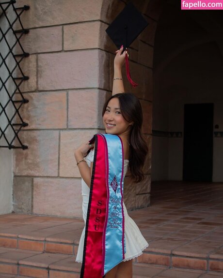 Chloe Aquino model nice photo