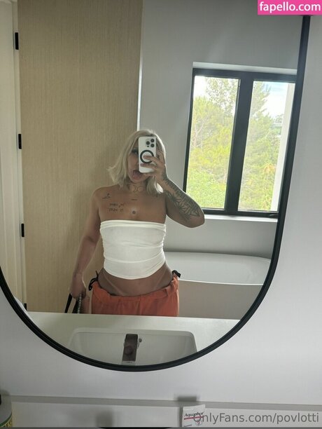 Ally Lotti Profile Pic