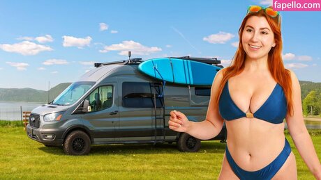 Isla Moon TV model erotic archive