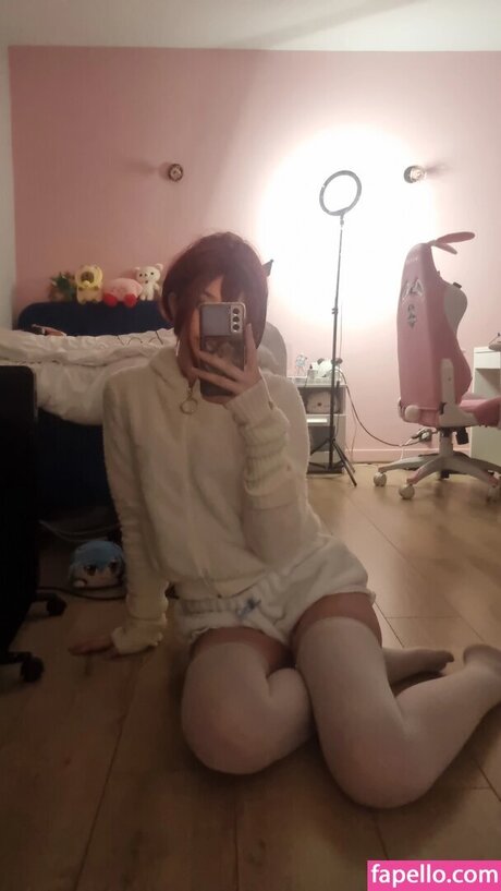 leikyu model beautiful gallery