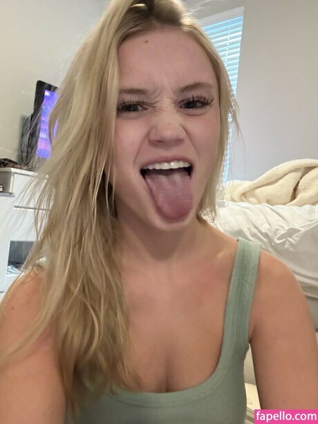 Mads Thompson Maddiiedee nude actress galleries