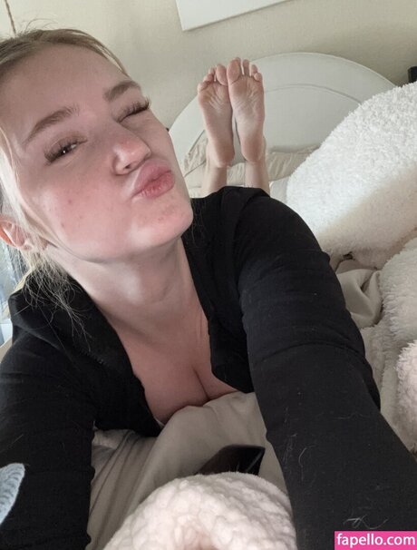 Mads Thompson Maddiiedee Profile Pic