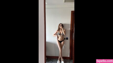 Kybeleniz sexy star galleries