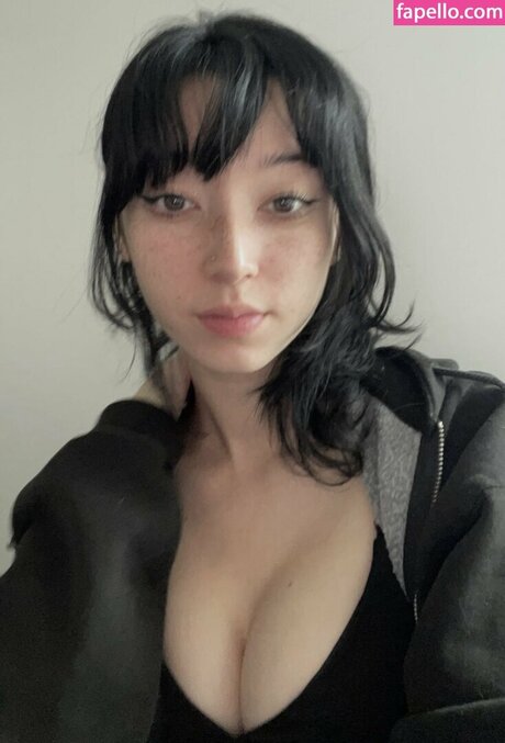 kaerisake nude star pics