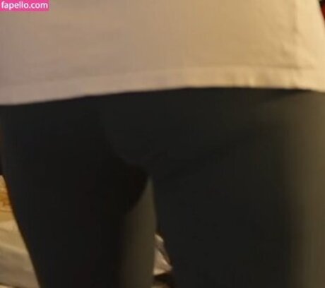 Su Balc_ naked pornstar picture