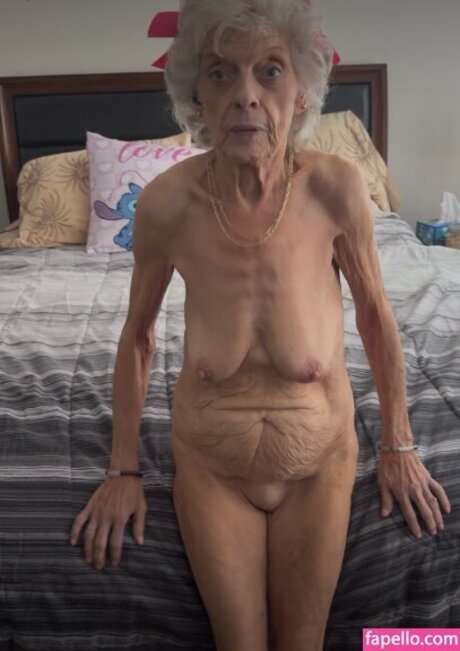 Grandma Linda Lindahope1939 Lucy cutest star nude photos