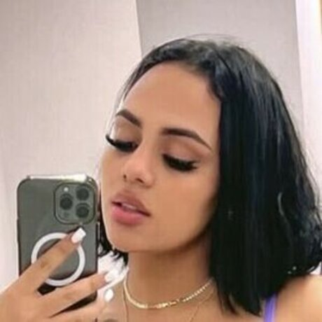 Luna Cruz high quality star archive