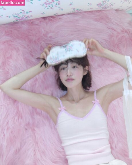 adorablenatsu sexy model pics