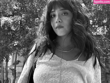 Om4ly pretty pornstar photo